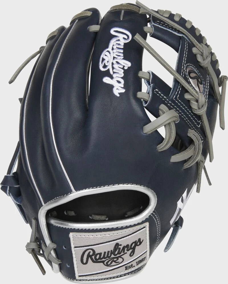 Rawlings 2023 New York Yankees Heart Of The Hide Glove 4 Rawlings 2023 New York Yankees Heart Of The Hide Glove - Image 2